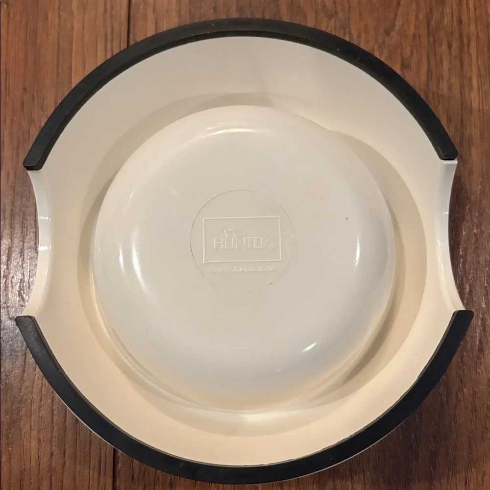 Hunter Cream and Stainless Steel Pet Bowls